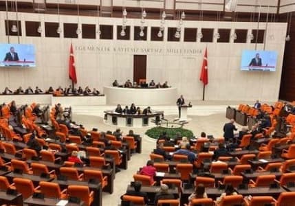 Kamuda tasarruf paketi Meclis’ten geçti: Yeni yasada yer alan düzenlemeler