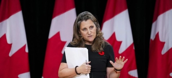 Kanada Maliye Bakanı Freeland kabineden istifa etti