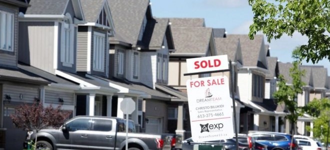 Kanada yabancılara konut satışını yasakladı