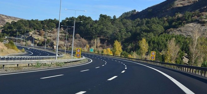 Karayolları İşçilerinden Taşeron Eylemi