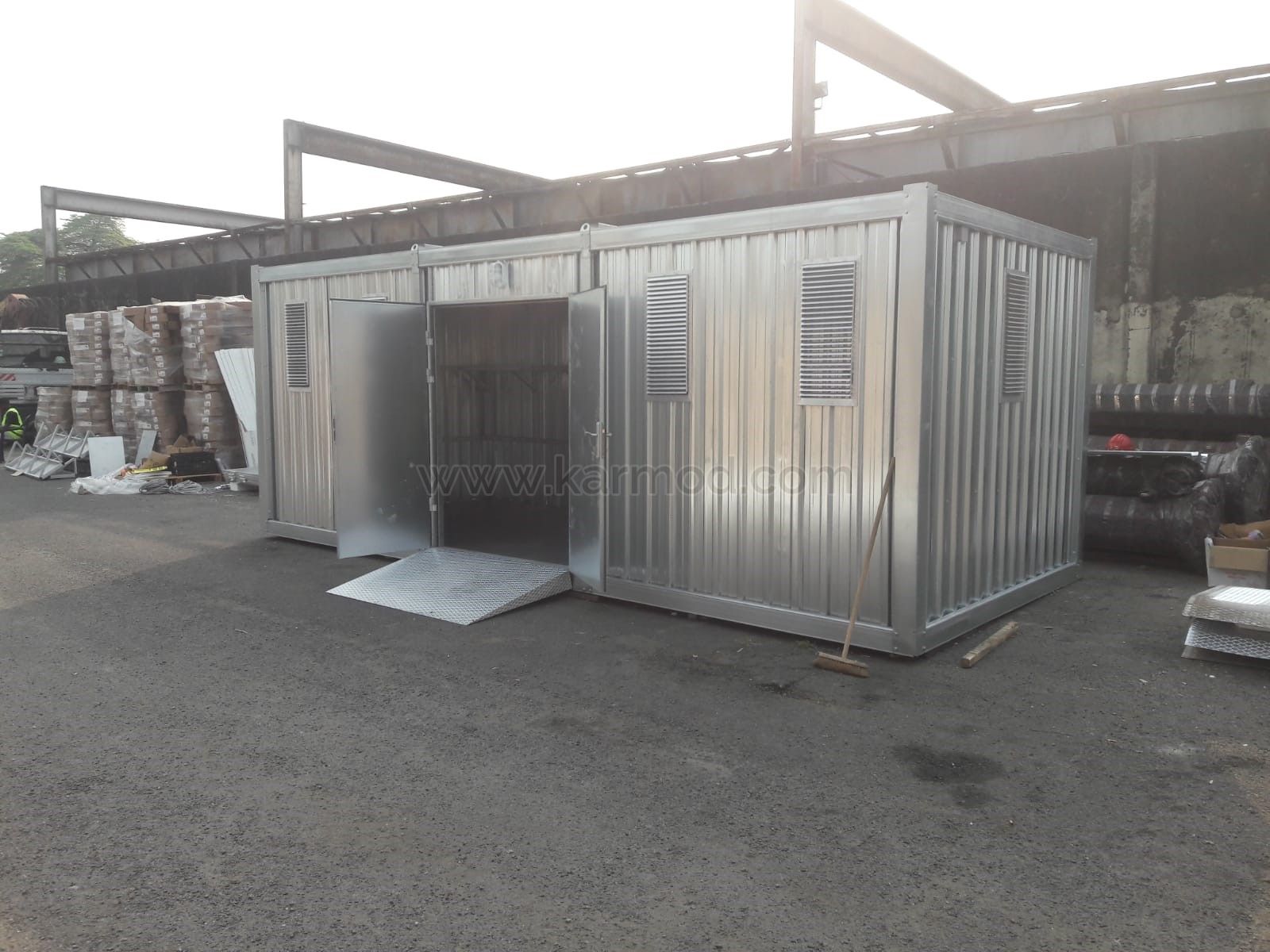 Karmod geniş hacimli zırhlı güvenlik kulübesi üretti