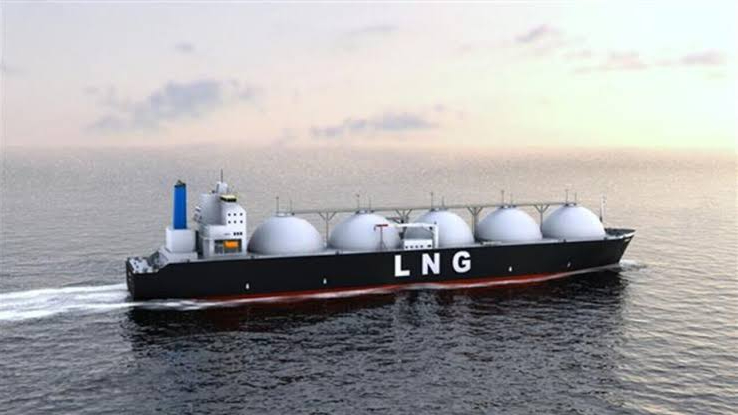 Katar LNG'de mücbir sebep süresini uzattı