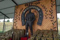 Kazanan servet alacak: 100. Gazi Koşusu heyecanı Veliefendi'de başladı