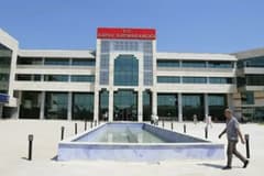 Kepez Kaymakamlık binasında silah sesleri duyuldu