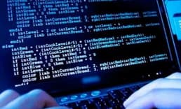 Kimlik Avı Saldırılarının Yarısından Fazlası Finansla Ilgili