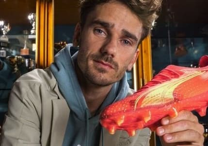 KIPSTA’nın yeni yüzü Antoine Griezmann oldu