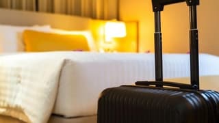 Konaklama bilgisini paylaşan otele yarım milyon liralık ceza