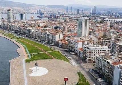 "Konutlarda arz talebi karşılayamıyor"