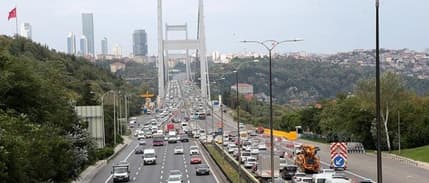 Köprü ve otoyol zamları ertelendi!