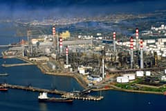 Körfez'deki enerji krizi Türk petrokimya hisselerine alım getirdi