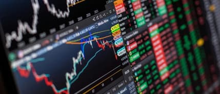 Küresel hisse senedi fonlarına 2,5 ayın en yüksek nakit girişi