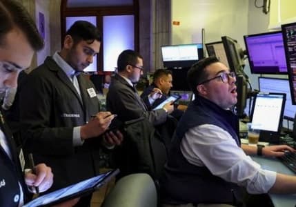 Piyasalar Trump/Fed tansiyonunun gölgesinde bekle-gör modunda