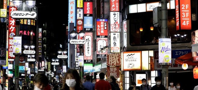 Küresel piyasalar yeni haftaya karışık seyirle başladı