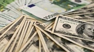 Döviz kurları güne yatay başladı