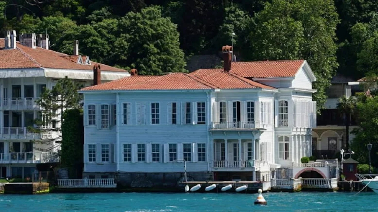 Kurtlar Vadisi dizisine ev sahipliği yapan yalı satışa çıkarıldı