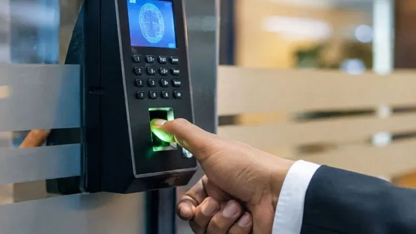 KVKK işletmeleri uyardı: Rıza olsa da parmak iziyle mesai takibi yapılamaz
