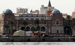 Libya Merkez Bankası, yöneticilerinden birinin kaçırılması nedeniyle işlemlerini askıya aldı