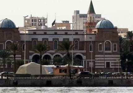 Libya Merkez Bankası, yöneticilerinden birinin kaçırılması nedeniyle işlemlerini askıya aldı