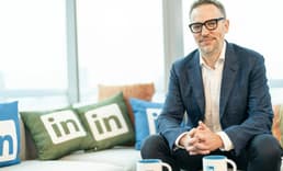 LinkedIn CEO'su: İnsan odaklı yetenekler her zamankinden daha değerli hale geldi