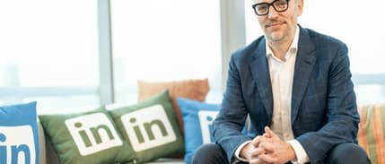 LinkedIn CEO'su: İnsan odaklı yetenekler her zamankinden daha değerli hale geldi