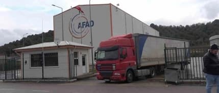 Lojistik sektörü tırlarını deprem için seferber etti