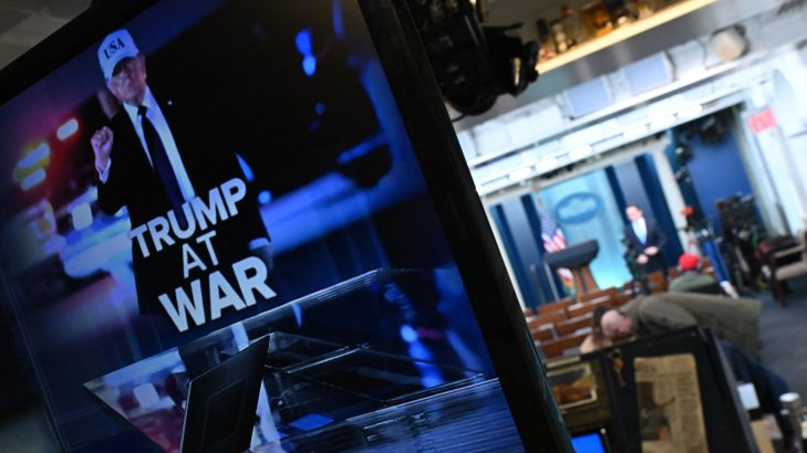 MAGA tabanı çatlıyor: 