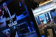 MAGA tabanı çatlıyor: 