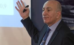 Mahfi Eğilmez: ABD sıkıntılı bir döneme doğru gidiyor