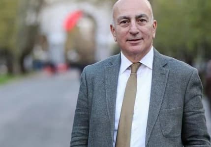 Mahfi Eğilmez'den finansal özgürlük yolundaki yatırımcılara uyarı