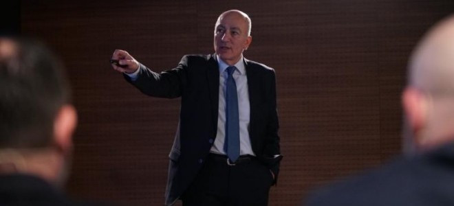 Mahfi Eğilmez'den Merkez Bankası'na enflasyon hedeflerinde revizyon çağrısı