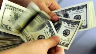 Mahfi Eğilmez: İki ayda yurt dışına nasıl çıktığı belli olmayan 6,9 milyar dolar var