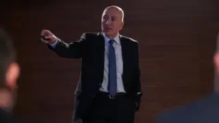 Mahfi Eğilmez yanıtladı: Fon düzenlemesi sonrası yatırımcı ne yapmalı?