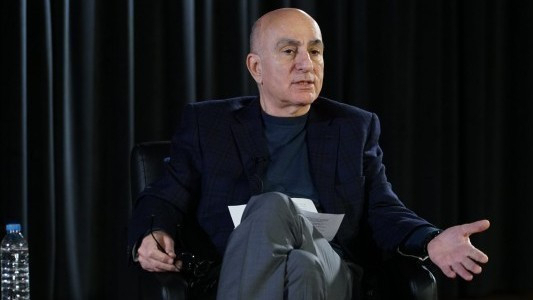Mahfi Eğilmez yazdı: Merkez Bankası faiz mi indirdi?