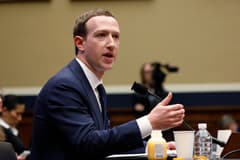 Mark Zuckerberg hakim karşısında: 