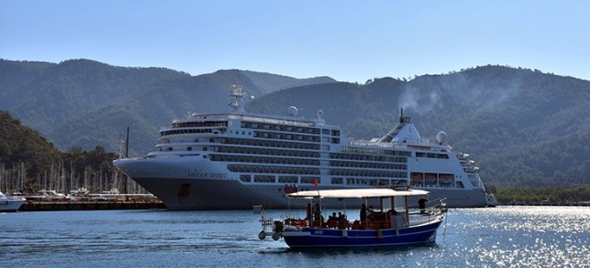 Marmaris'e sezonun ilk kruvaziyeri geldi