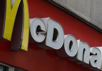 McDonald's ofislerini kapattı: Çalışanlarını işten çıkarmaya hazırlanıyor