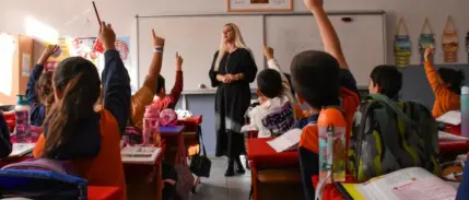 MEB, 81 ile genelge gönderdi: Öğretmene önlük, veliye randevu şartı getirildi