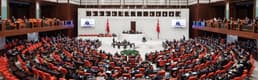 Meclis çalışmalarına bir hafta ara verildi