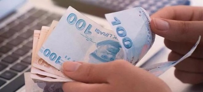 Memur ve emekli maaşına yönelik zamda öne çıkan formüller