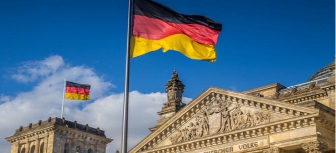 Merkel: Ticaret savaşları ihracatımızı etkiliyor