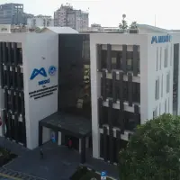 Mersin Büyükşehir Belediye Başkanı Vahap Seçer gözaltına alındı