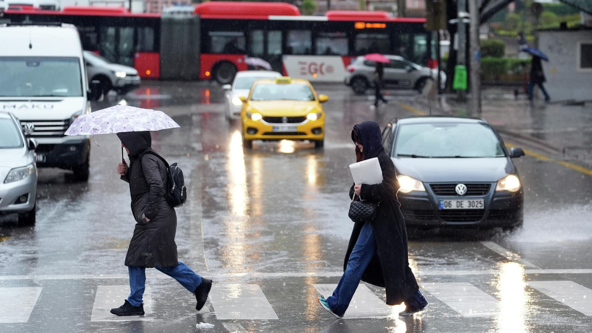 Meteoroloji'den gök gürültülü sağanak uyarısı