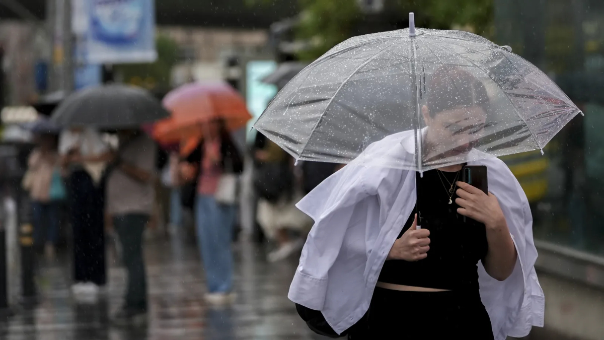 Meteoroloji’den sağanak uyarısı: Bazı bölgelerde gök gürültülü yağış bekleniyor