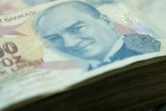 Mevduat faizleri yüzde 45 sınırına dayandı