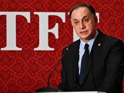 MHK Başkanı Gündoğdu'nun da aralarında bulunduğu 7 kişi gözaltına alındı