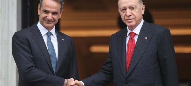 Miçotakis açıkladı: Türklere 7 günlük kapıda vize verilecek