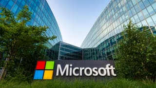 Microsoft 2008 krizinden bu yana en zorlu dönemini yaşıyor