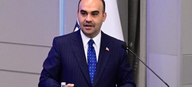 “Milli gelirimizde sanayinin payı belirgin şekilde yükseliyor”