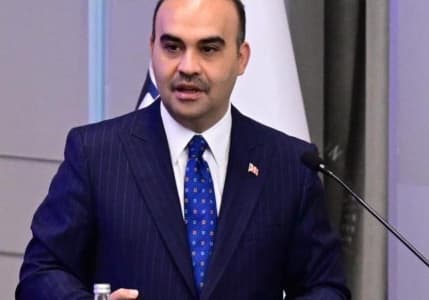 “Milli gelirimizde sanayinin payı belirgin şekilde yükseliyor”