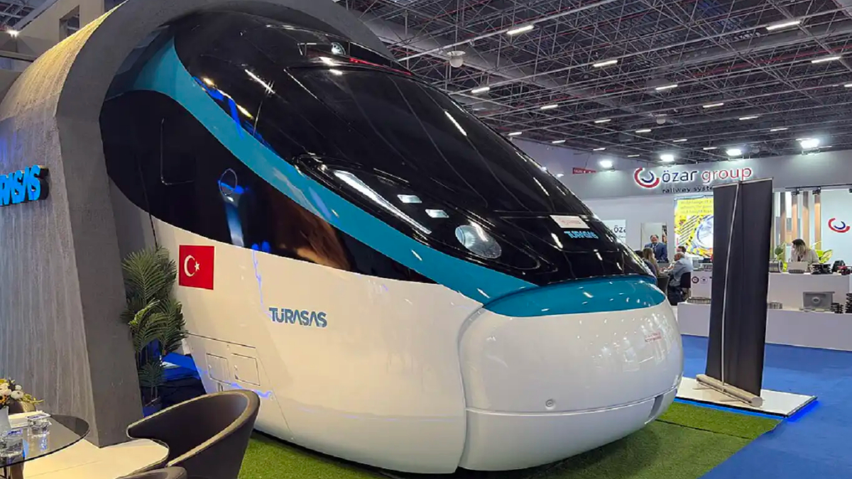 Milli hızlı tren cuma günü raylara iniyor